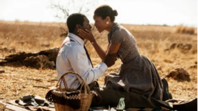 أصداء فيلم عن نيسلون مانديلا