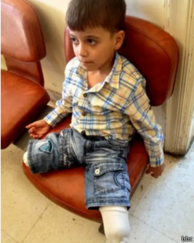 سات سالہ محمد کی ماں اور بھائی فوت ہو چکے ہیں اور وہ اب ہسپتال میں قیام پذیر ہیں