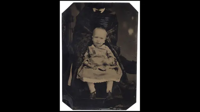 'दी हिडेन मदर', मैक (MACK) और नुवेयु मुसी नैशनल डी मोनाको