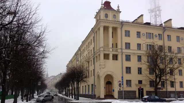 奥斯瓦尔德的公寓位于明斯克市中心有名的“共产主义大街”