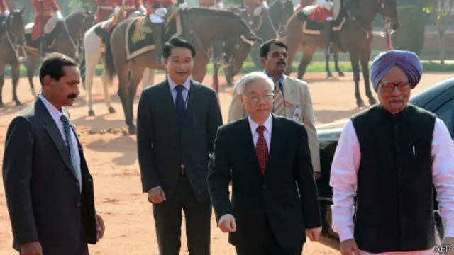 Lãnh đạo Việt Nam-Ấn Độ liên tục thăm viếng lẫn nhau