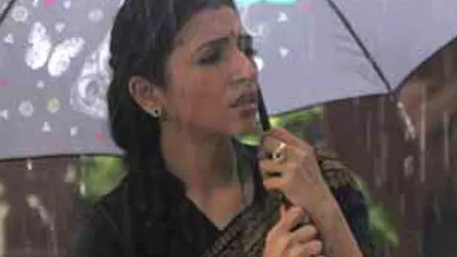 اہلم طویل عرصے سے تھیٹر سے وابستہ ہیں