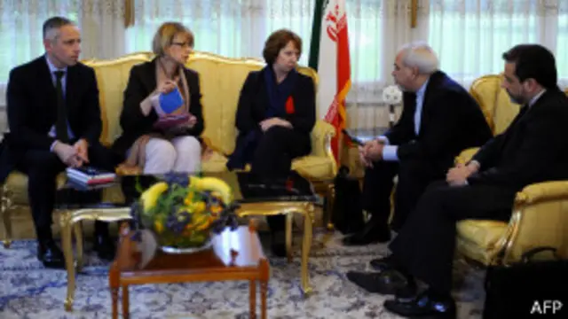 طرفا المحادثات وصفا جلسة المفاوضات الأولى بالإيجابية.