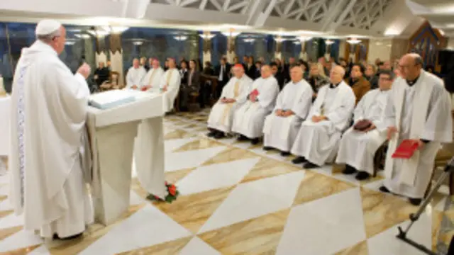 يعد البابا أعلى سلطة في الكنيسة الكاثوليكية.