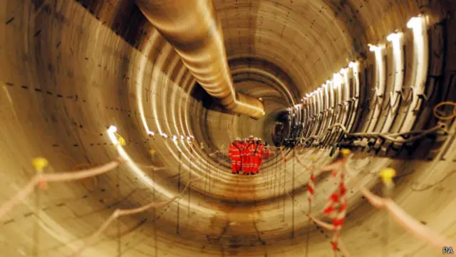 первый туннель Crossrail в Лондоне