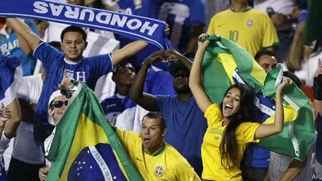 Fanáticos Honduras - Brasil