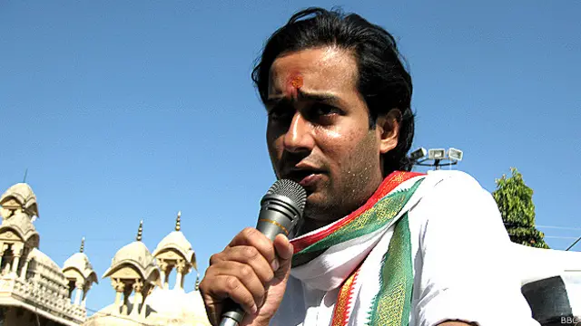 जयवर्द्धन सिंह अपनी जीत को लेकर आश्वस्त हैं लेकिन प्रचार में ढील गवारा नहीं.