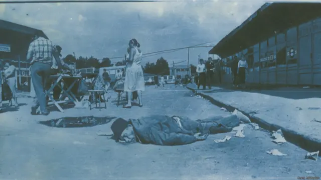 Mostra em Nova York relembra quatro décadas de carreira do ucraniano Boris Mikhailov.