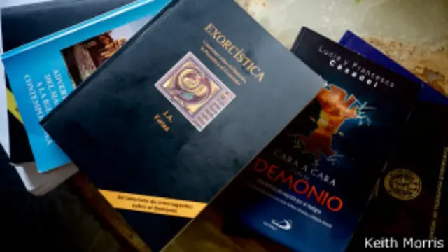 Libros de exorcismo