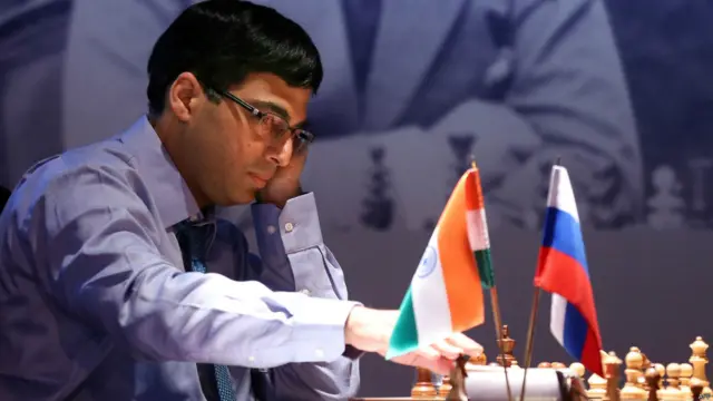 बेशक विश्वनाथन आनंद को हार का सामना करना पड़ा है, मगर आनंद के इरादे नहीं टूटे हैं. भारत में शतरंज जैसे खेल की लोकप्रियता में उनका अहम योगदान माना जाता है.