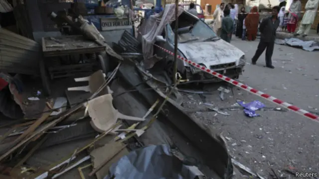 两起炸弹爆炸造成至少7人死亡