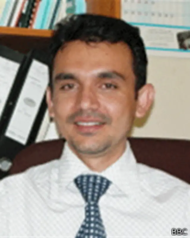 نادری:نمایندگان خواستار این بودند که رئیس جمهور کرزی در کمتر از یک ماه این سند را امضاء و پروسه حقوقی آن طی شود