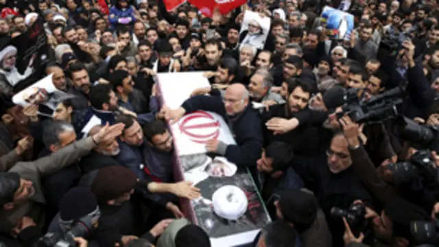 جنازة أنصاري في طهران