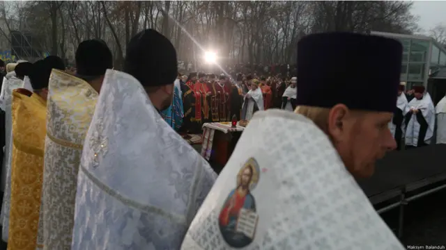 Біля Меморіалу відслужили панахиду за померлими від голоду.