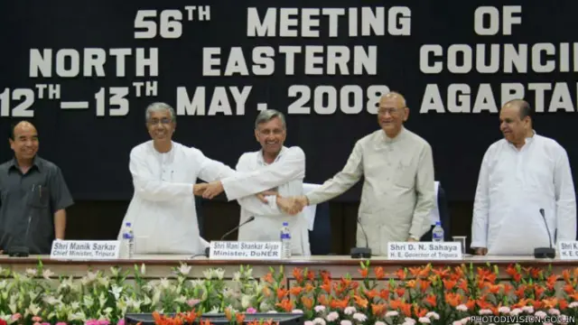 ज़ोरमथंगा, माणिक सरकार, मणिशंकर अय्यर