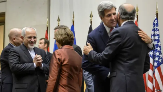 معاہدے کا بنیادی مقصد ایران کو جوہری پروگرام کو آگے بڑھانے سے روکنا تھا