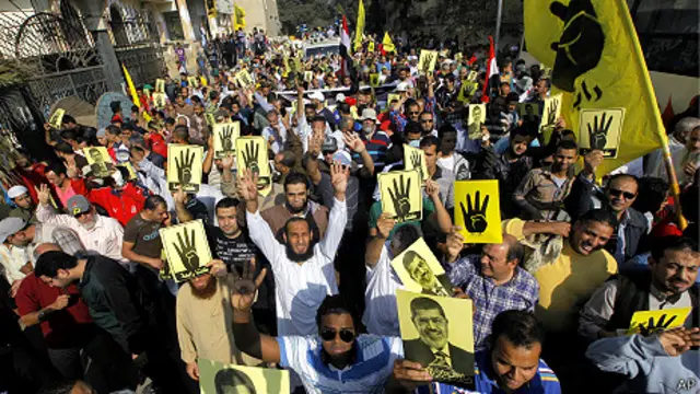 Những người ủng hộ Morsi vẫn xuống đường gần như mỗi ngày kể từ khi ông bị lật đổ