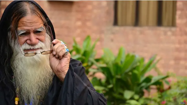 اس موقعے پر معروف صوفی بابا یحییٰ لوگوں کی توجہ کا مرکز بنے رہے