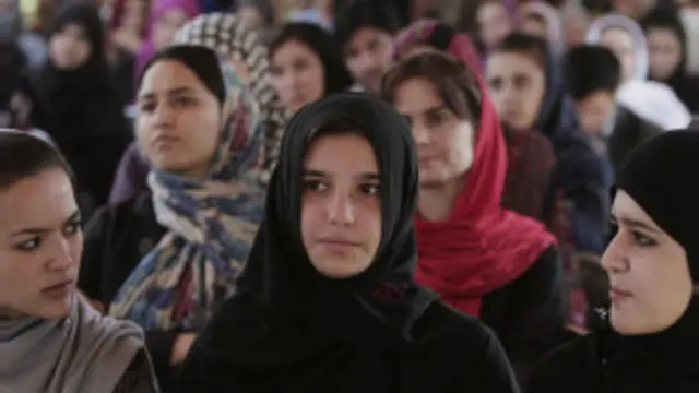 په افغانستان کې دبشري حقونو ډلې وایي، سږ کال په دغه هېواد کې دښځو پر وړاندې تاوتریخوالی ډیر شوی