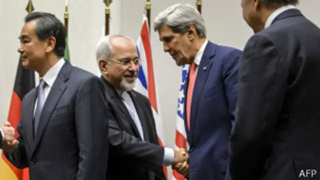 ظریف و وزیر خارجه آمریکا