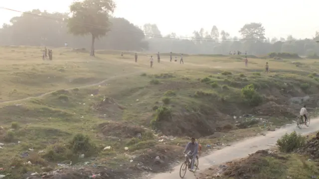 कब्रिस्तान का मैदान