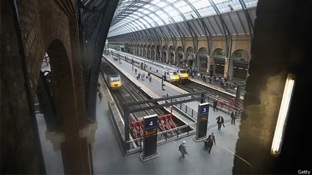 Trens na estação de King's Cross em Londres (Arquivo/Getty)