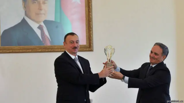 İlham Əliyev, Jurnalistlərin Dostu
