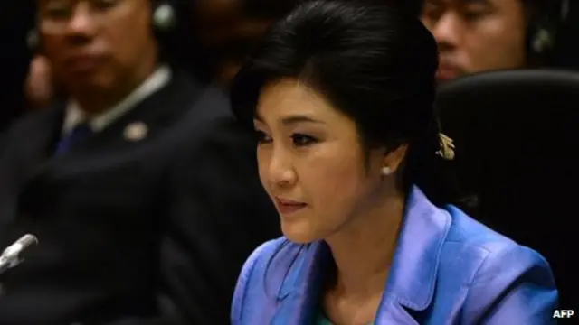 Bà Yingluck luôn bị cáo buộc bị anh trai giật dây