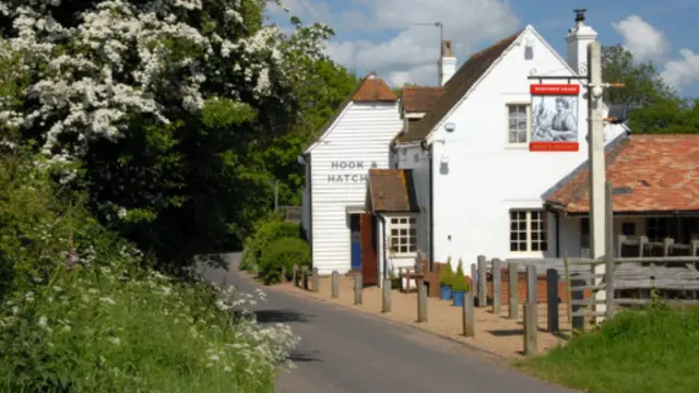 肯特郡鄉下，綠野環繞，寧靜得如世外桃源。