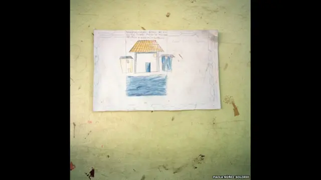 मैक्सिको के एक स्कूल के बाहर का दृश्य