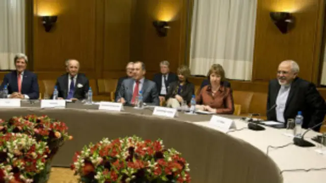 رایزنی های محرمانه آمریکا و ایران از کانال عمان در نهایت راه را برای توافق ژنو باز کرد