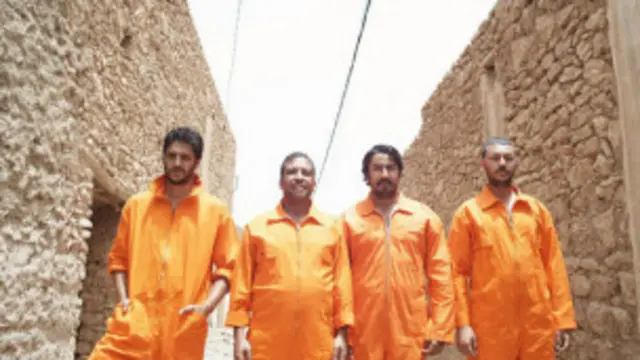 په دې فلم کې د المغرب سینماګرانو امین ناجي، ربیع قاطي، رفیق بوبکر، یونس بواب، محمد بنراهیم فاطمې بوشان او نورو مشهورو فلمي ستوزو برخه اخیستې ده.