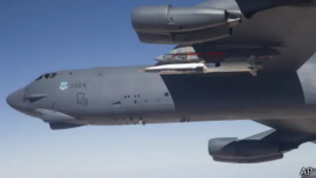 美国B-52轰炸机（资料图片）