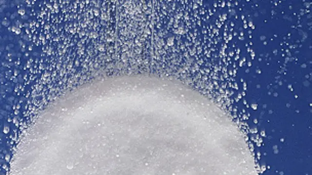 پانی میں گھلنے والے دواؤں میں نمک کا جز سوڈیم پایا جاتا ہے