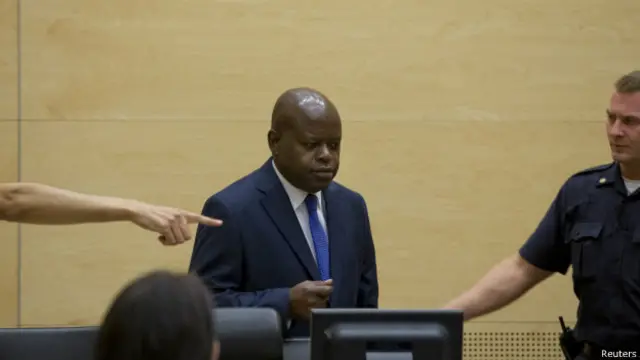 Fidèle Babala, député du parti de M. Bemba à Kinshasa, à la CPI le 27 novembre 2013. Il est accusé d'avoir fabriqué ou présenté à la CPI des faux documents dans le cadre du procès pour crimes contre l'humanité et crimes de guerre de M. Bemba.