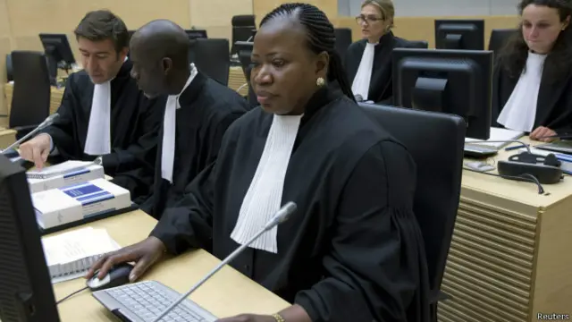 Fatou Bensouda, procureure de la CPI, à La Haye, le 27 novembre 2013.