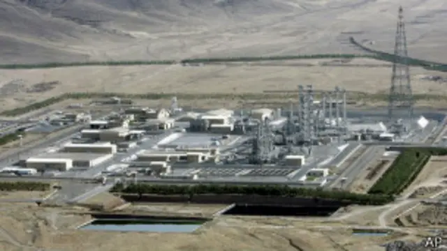 نمایی از تاسیسات آب سنگین اراک که یکی از موارد نگرانی غرب است