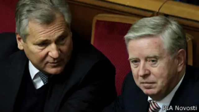 Александр Квасьневский и ирландский политик Пэт Кокс