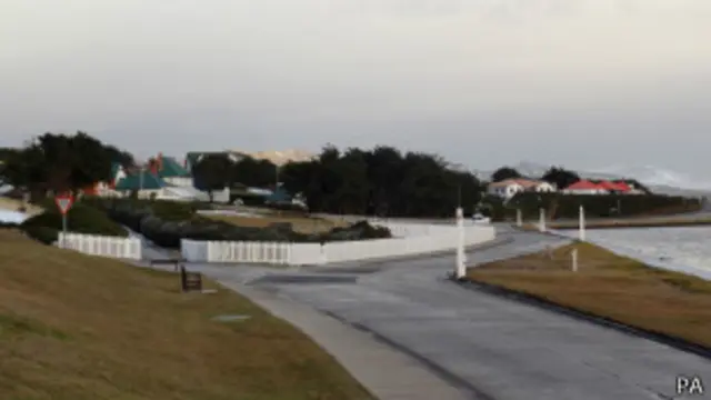 Casa del Gobierno de las Islas Malvinas/Falklands, junto a Stanley Harbour