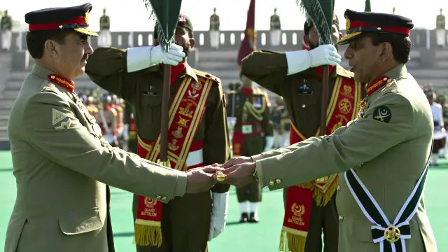 ملک بھر کے تجزیہ کار اس بات پر متفق نظر آتے ہیں کہ امریکہ کی جنرل راحیل شریف کے بارے میں وہ رائے نہیں جو جنرل مشرف یا جنرل کیانی کے بارے میں تھی