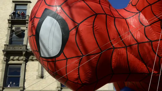 سپر مین کے بغیر تو کوئی بھی پریڈ ادھوری رہ جائے گی۔