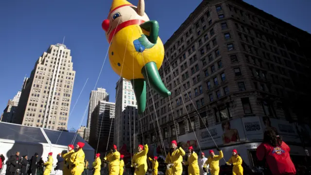 کارٹونوں کے کردار بچوں کی دلچسپی کا باعث بنتے ہیں۔