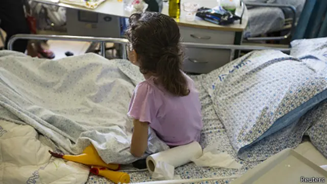 Niña siria es atendida en hospital de Israel