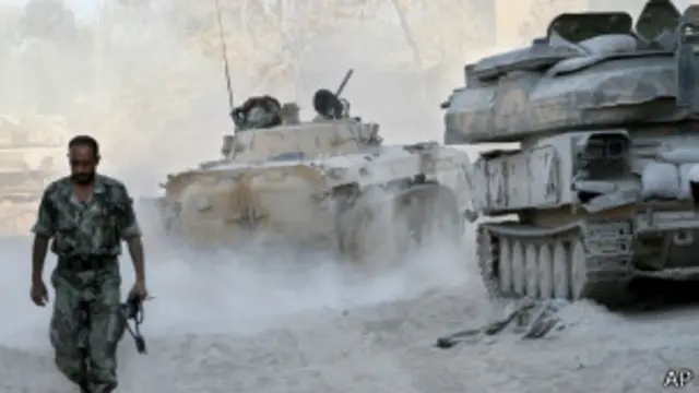 لم تهدأ وتيرة القتال رغم تكثف السماعي السياسية التي أسفرت عن تحديد موعد مؤتمر جنيف للسلام في سوريا.