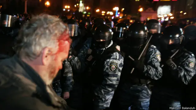 Евромайдан, столкновения, разгон демонстрантов