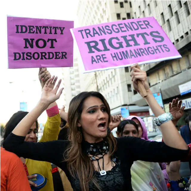 حکومت سندھ کا کہنا ہے کہ خواجہ سراؤں کے لیے روزگار کے مواقع پیدا کرنے کی کوششیں کی جا رہی ہیں