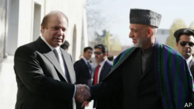 التقى رئيس الوزراء الباكستاني الرئيس الأفغاني في كابول
