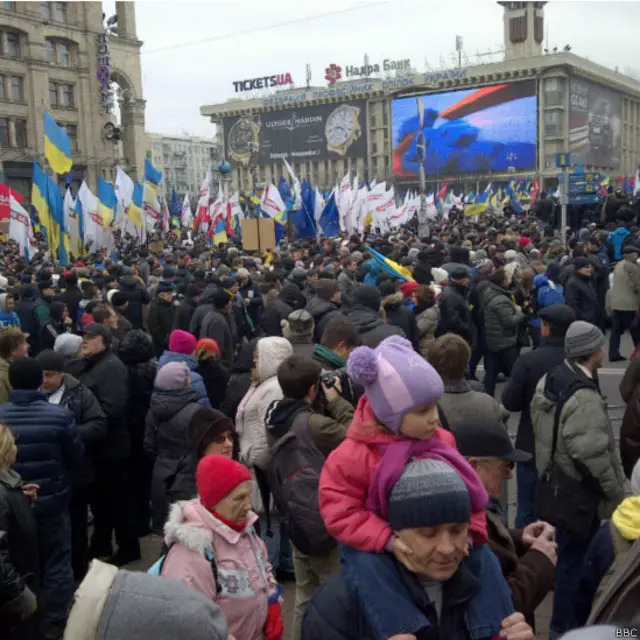 Народное вече оппозиции собрало сотни тысяч