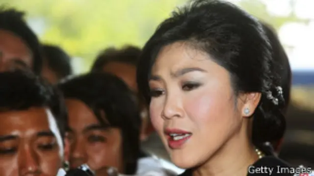 خانم یینگلاک اولین نخست وزیر زن تایلند و جوانترین نخست وزیر در ۶۰ سال گذشته است