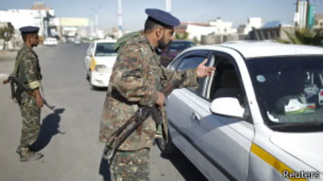 زادت وتيرة الهجمات التي يشنها مسلحون ضد قوات الأمن اليمنية